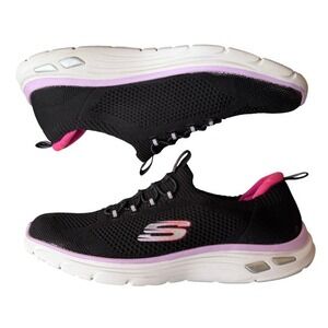 Skechers Relaxed Fit Sneaker Black Pink Memory Foam Y2K Athleisure Sporty Size 8
